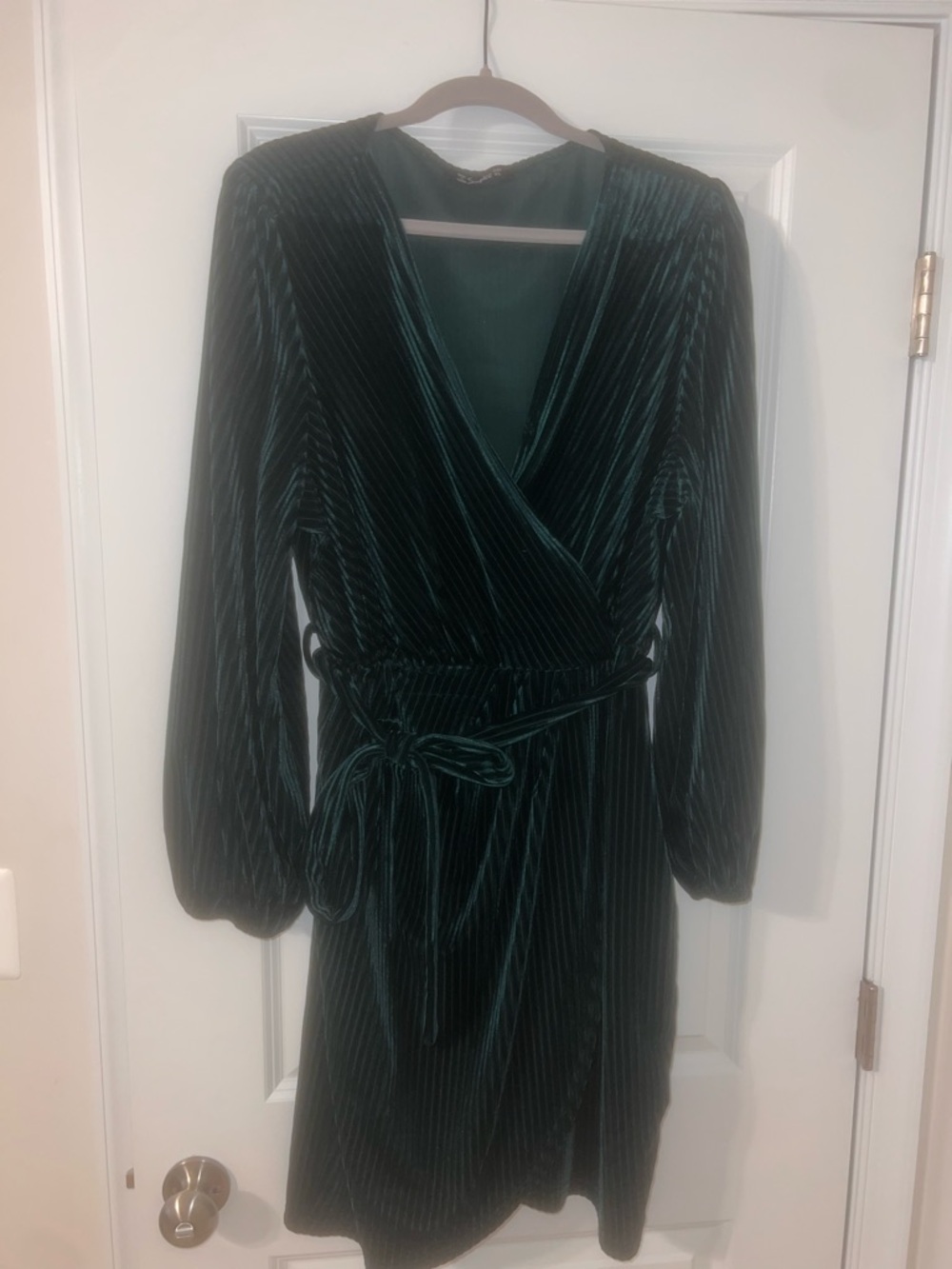 Simple Emerald Green Velvet Wrap Dress with Tie Waist